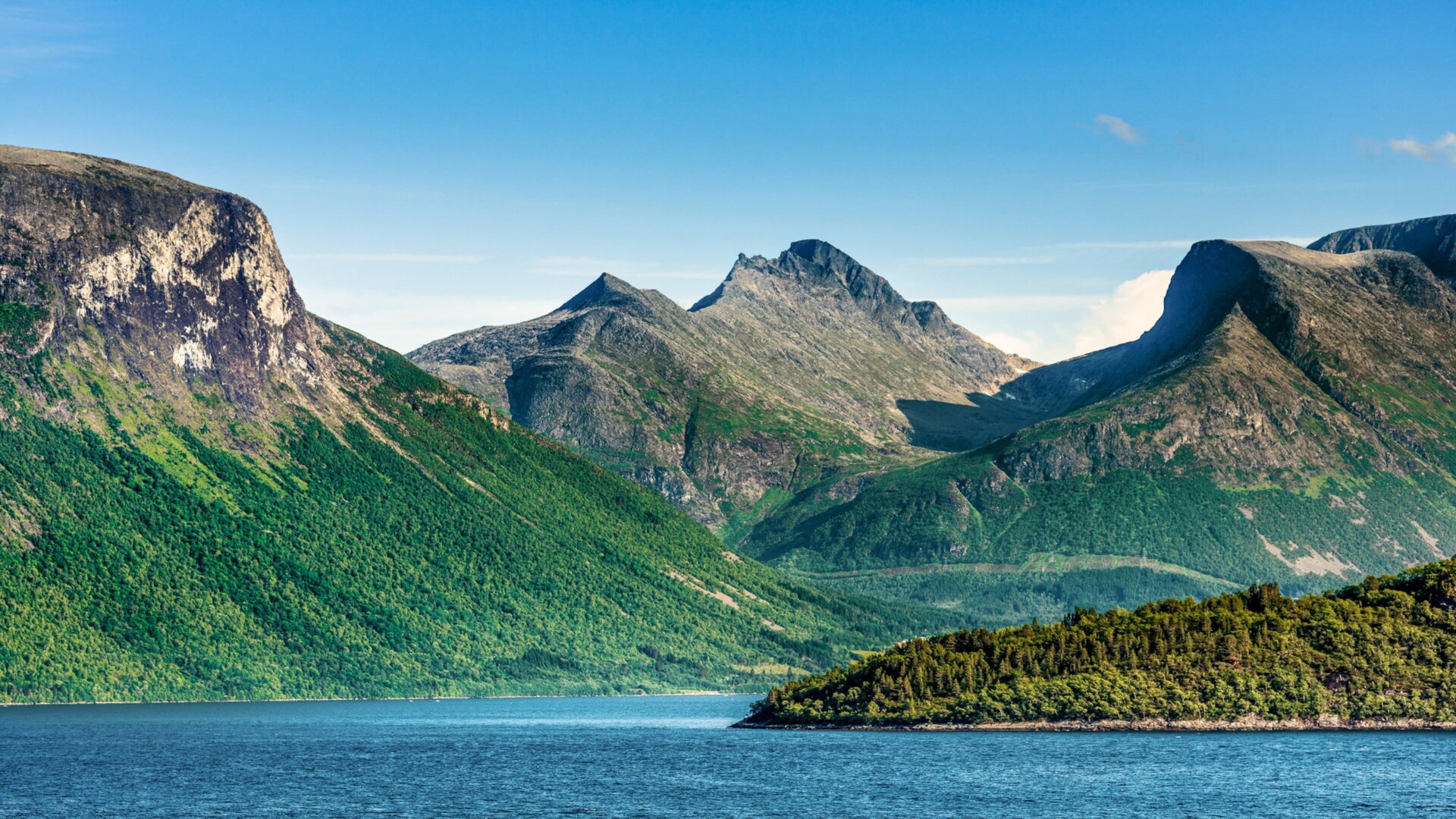 Nordfjordeid - Ein Traumhafen Zum Erkunden | TUI Cruises