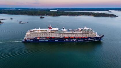 Mein Schiff 7 auf Fahrt in der Ostsee